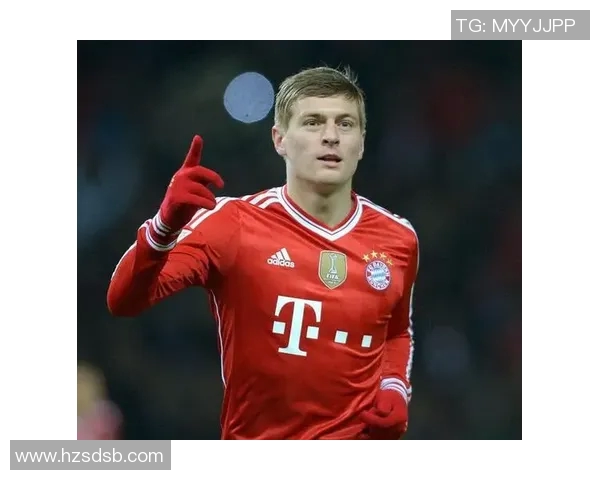 克罗斯：从中场大师到足球战术革新的引领者之路