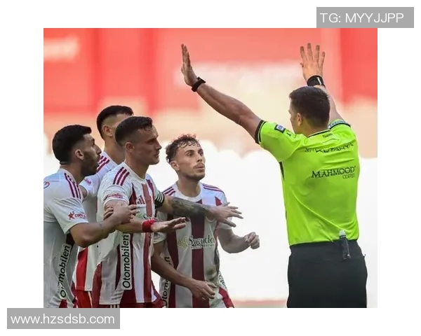 上海足球队的崛起与发展探索聚焦足球力量的背后故事